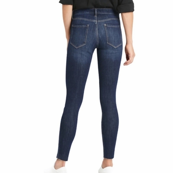 Banana Republic Skinny Ankle Jean - Picture 3 of 8